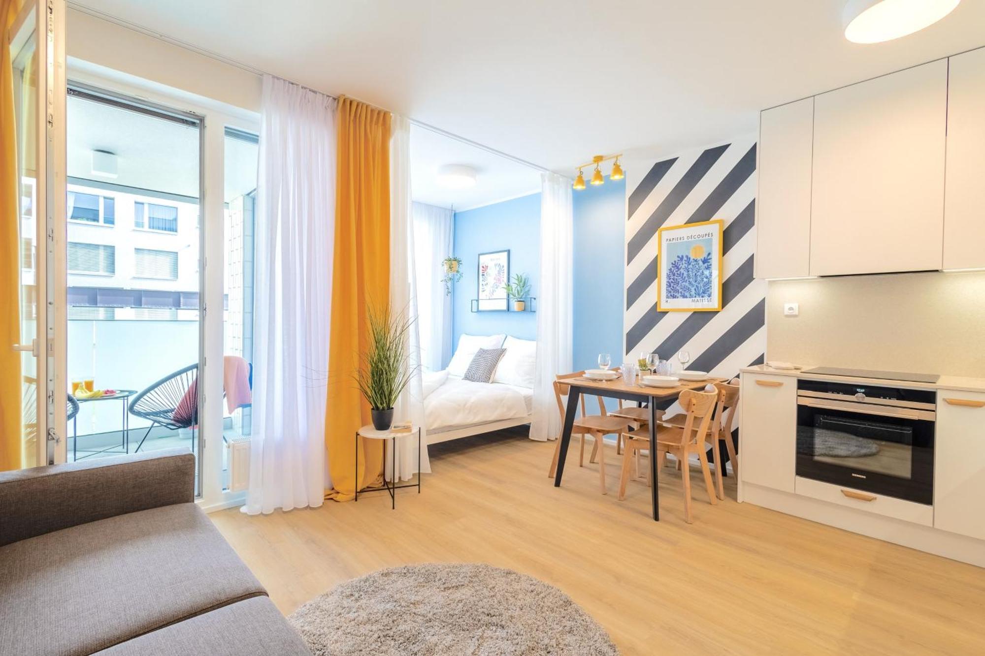 Yellow Apartment - Balcony, Free Parking, By Gravity Prag Exterior foto